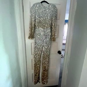 *NEW WITH TAGS-SIZE SMALL *Hello Molly Dear Emilia long sleeve sequin maxi dress